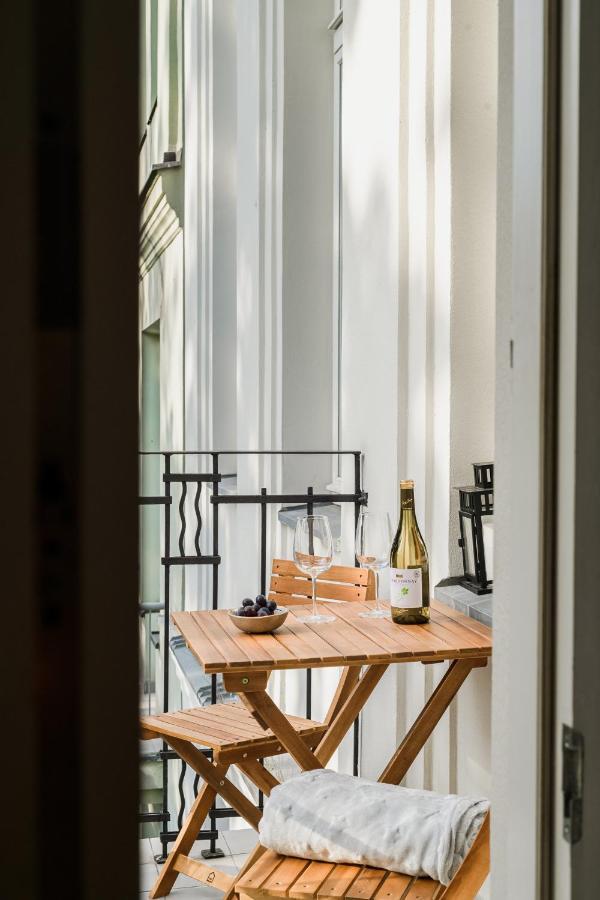 ורשה Oomph Koszyki Luxurious Apartments מראה חיצוני תמונה