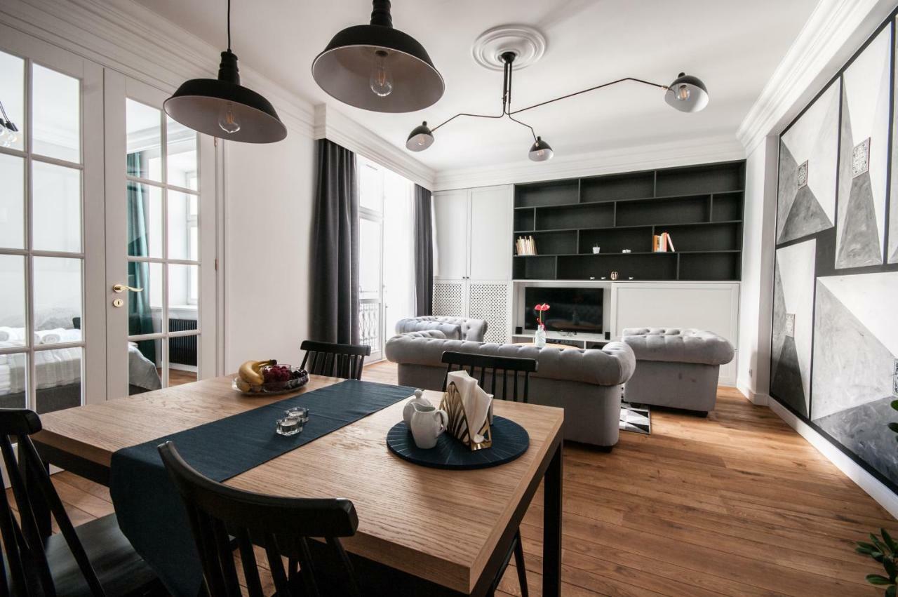 ורשה Oomph Koszyki Luxurious Apartments מראה חיצוני תמונה